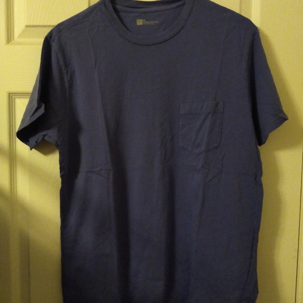 Gap atletic fit t-shirt